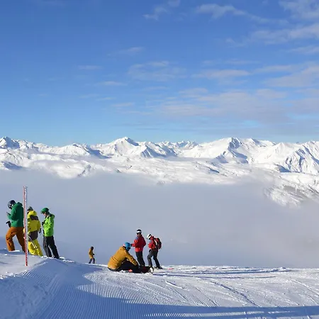 2p Renove, Acces Skis Aux Pieds, Meribel - Fr-1-182-238 Les Allues